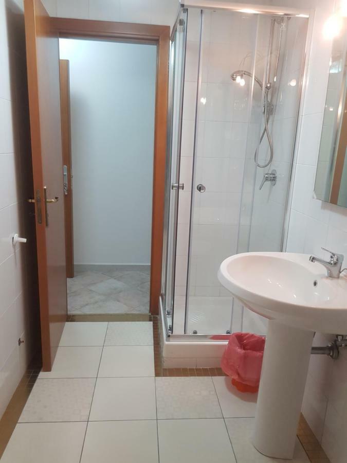 B&B Dimora Del Centro Scalea Bagian luar foto